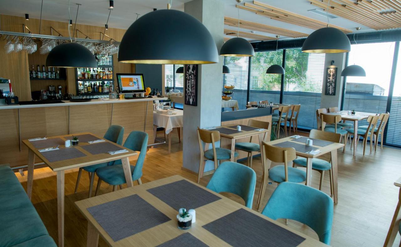 City Inn Приштина Экстерьер фото