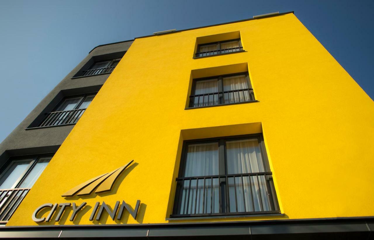 City Inn Приштина Экстерьер фото